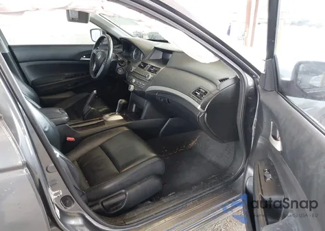 2011 Honda Accord 2.4 Se z USA, uszkodzony, nr VIN 1HGCP2F61BA039727